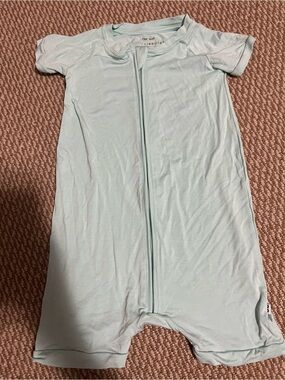 Kids 3T Little Sleepies light blue shortie zippy